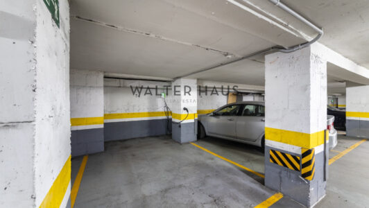 52A01278364.jpg