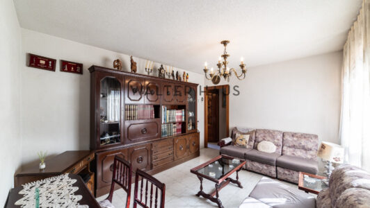 52A05842918-4.jpg