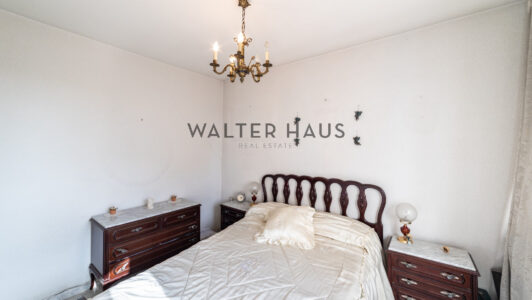 52A06036235-4.jpg