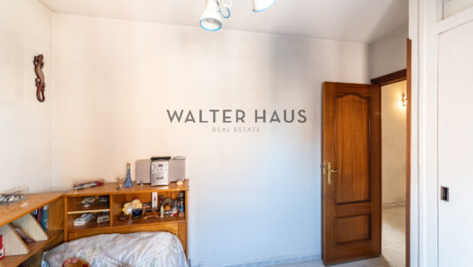 52A06196336-4.jpg