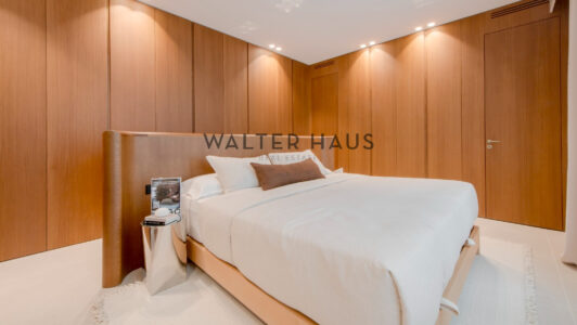 GUS045937644-2.jpg
