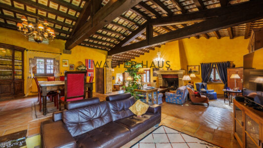 Masia20CorC3A7C3A020-2000382913-1.jpg