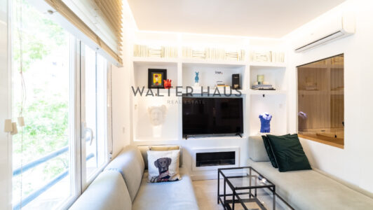 52A15458896-6.jpg