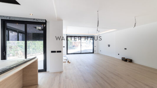 52A1649491-1.jpg