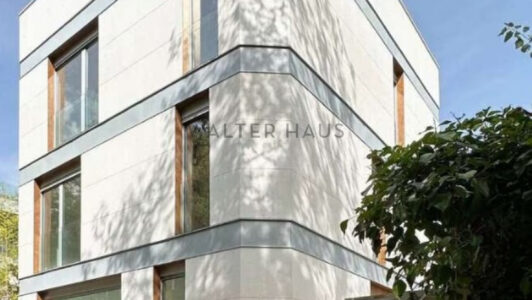 chalet8048.jpg