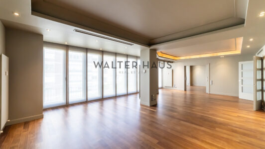 52A3559-HDR1351-4.jpg