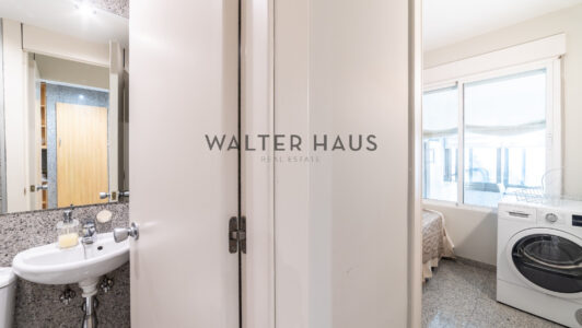 52A36479658-5.jpg