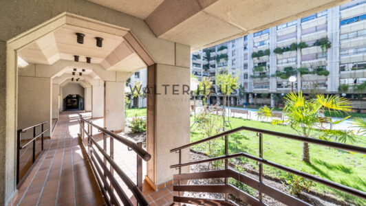 52A3690-HDR4400-5.jpg