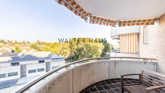 52A3740-HDR1460-2.jpg