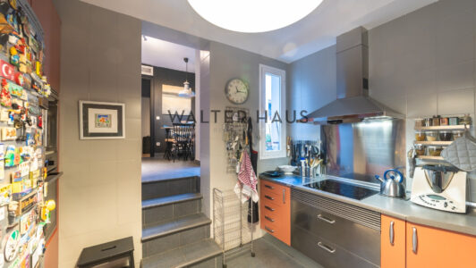 52A38981092-3.jpg