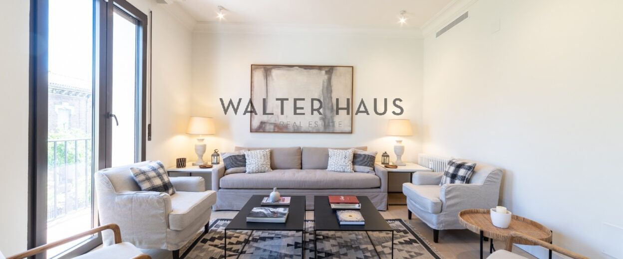 Appartement neuf à vendre avec terrasse et vue dégagée à Almagro, Madrid.