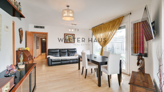 Salon22453-2.jpg
