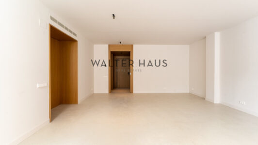 Santalo-24513-1.jpg