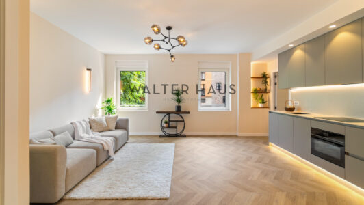 WalterHaus_Manresa208_026933-4.jpg
