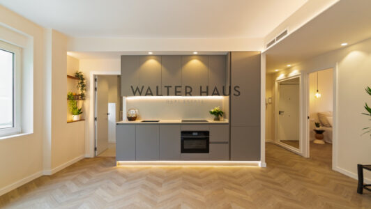 WalterHaus_Manresa208_049377-4.jpg