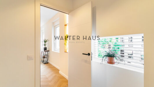 WalterHaus_Manresa208_108779-4.jpg