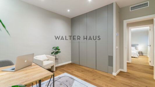 WalterHaus_VC3ADa20Laietana2038_241390-2.jpg