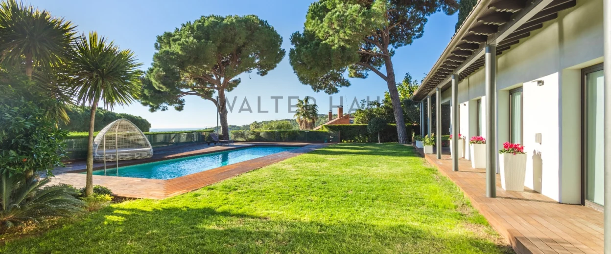 Casa elegant amb vistes panaròmiques al mar, Calonge