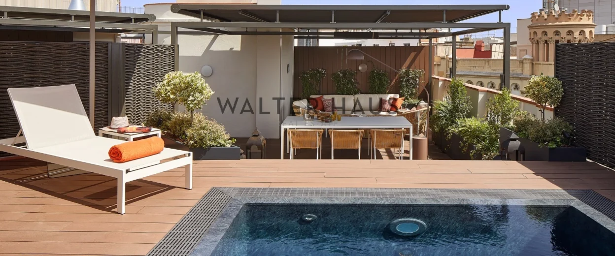 Penthouse en duplex avec terrasse et piscine privée à vendre à Dreta de l’Eixample, Barcelone