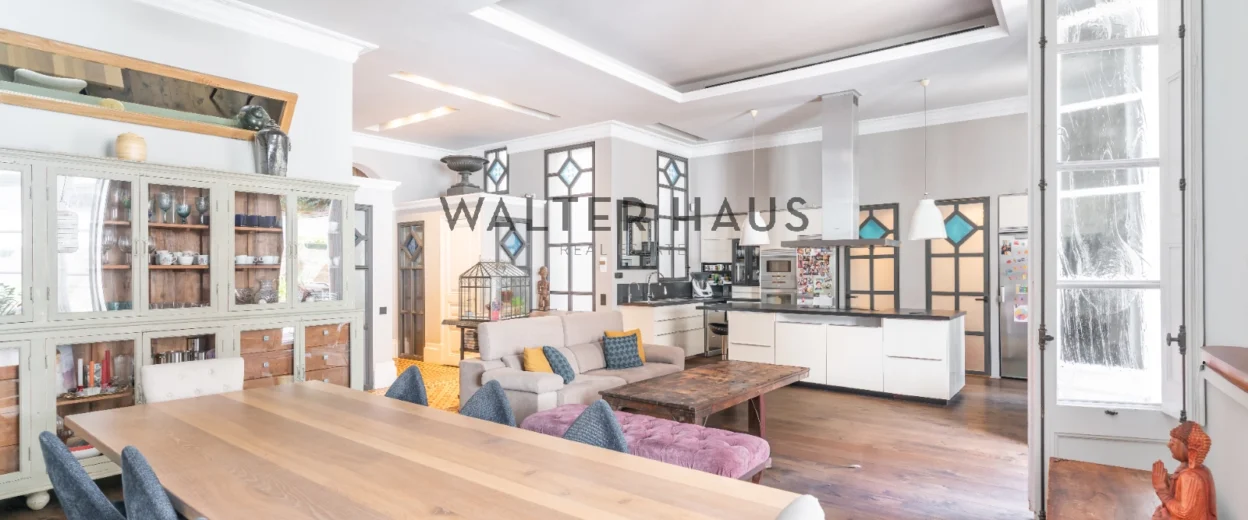 Renovated apartment with terrace in Ciutat Vella, Barcelona