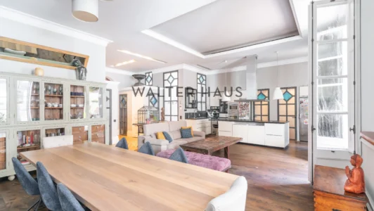 Appartement rénové avec terrasse à Ciutat Vella, Barcelone