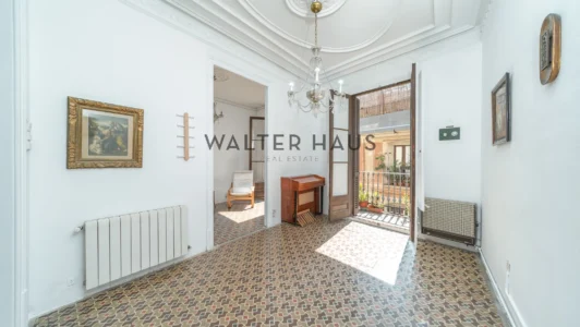 Appartement exclusif à rénover à Sant Pere Mes Alt, Barcelone