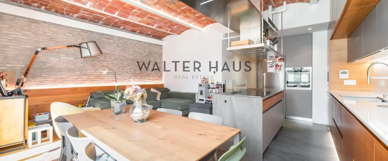 Appartement rénové dans un immeuble historique du quartier El Born à Barcelone