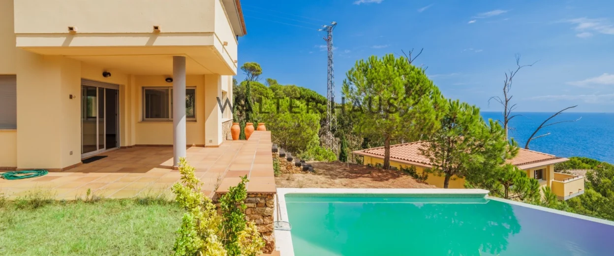 Maison design rénovée avec vue spectaculaire sur la mer à Port Salvi, Sant Feliu de Guixols