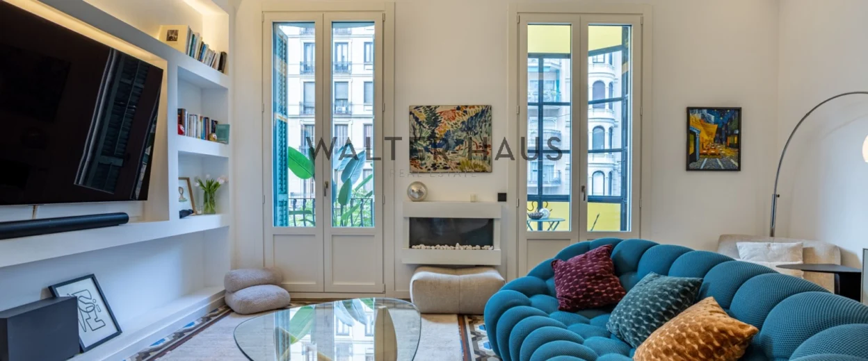 Pis reformat amb terrassa privada a l’Eixample, Barcelona