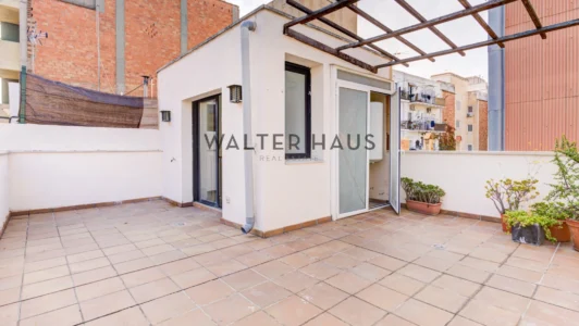 Casa a reformar en venta en Gracia, Barcelona