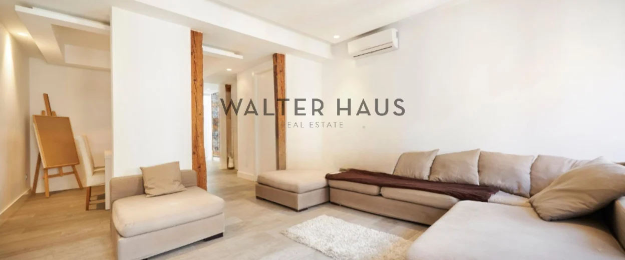 Renovated apartment for sale, with 3 balconies facing the street, in Justicia, Madrid