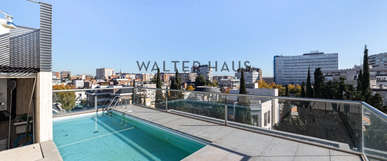 Duplex extérieur à vendre à El Viso, Madrid.