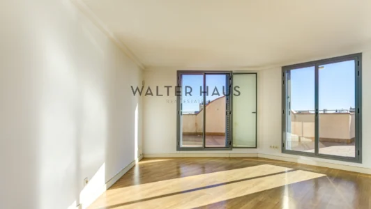 Penthouse avec terrasse privée à Dreta de l’Eixample, Barcelone