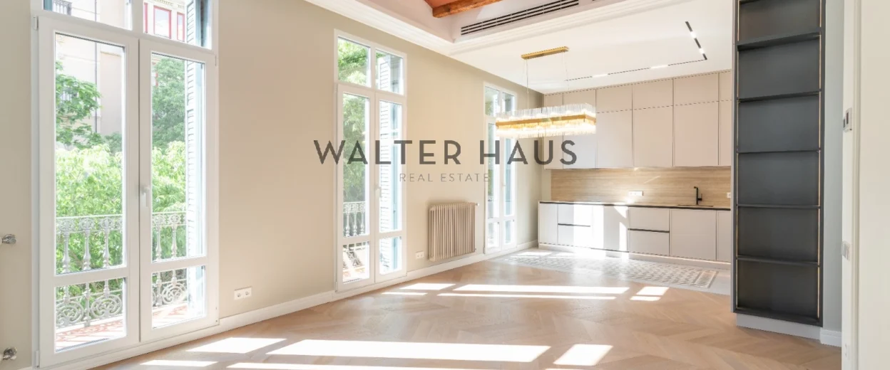 Appartement rénové dans un domaine royal de 1910 à Dreta de l’Eixample, Barcelone