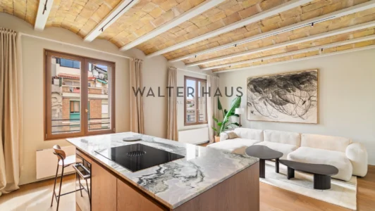 Renovated apartment for sale with plenty of natural light in the Dreta de l’Eixample, Barcelona