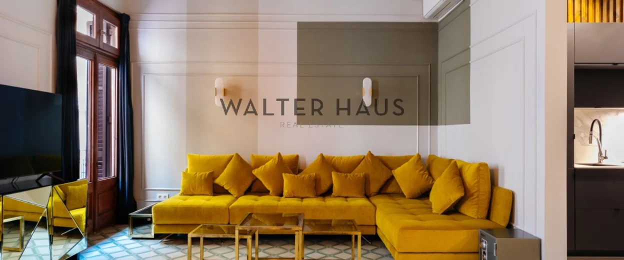 Apartment with luxury renovation just steps from Paseo de Gracia, Vila de Gràcia Barcelona