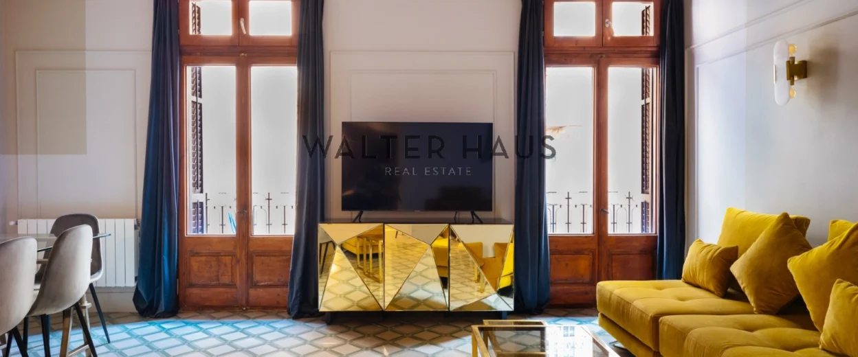 Apartment with luxury renovation just steps from Paseo de Gracia, Vila de Gràcia Barcelona