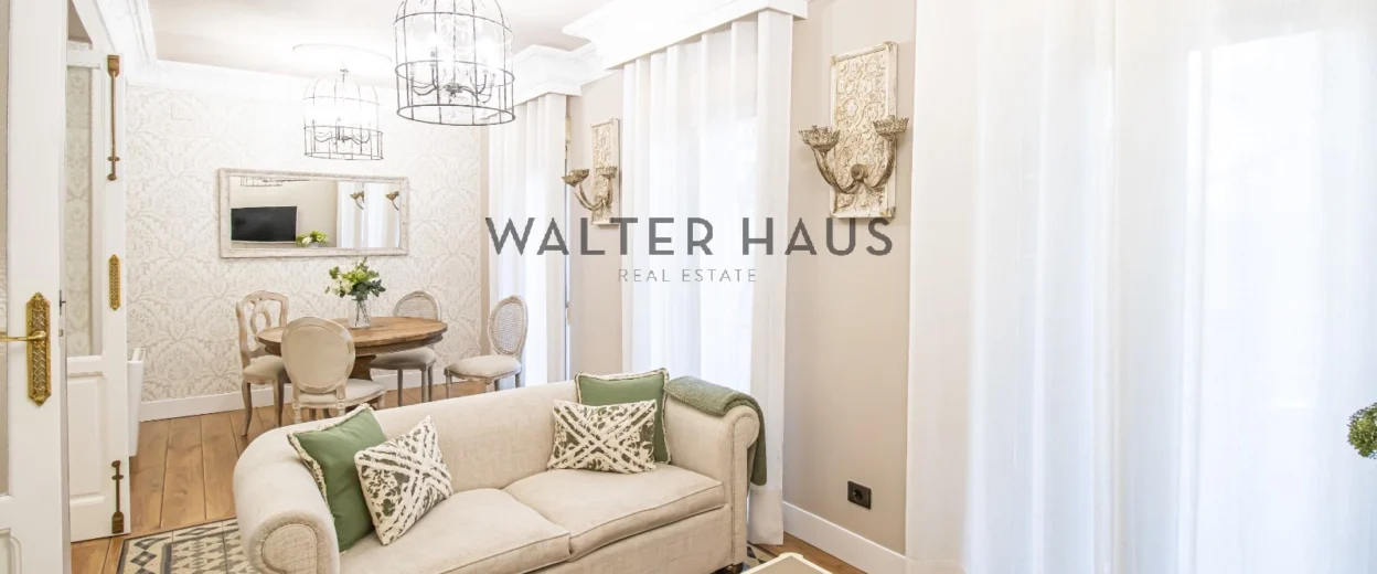 Exterior apartment for sale in Goya, Madrid.