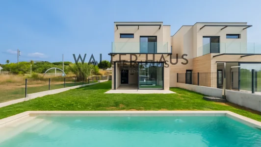 Modern semi-detached house, S’ Agaró