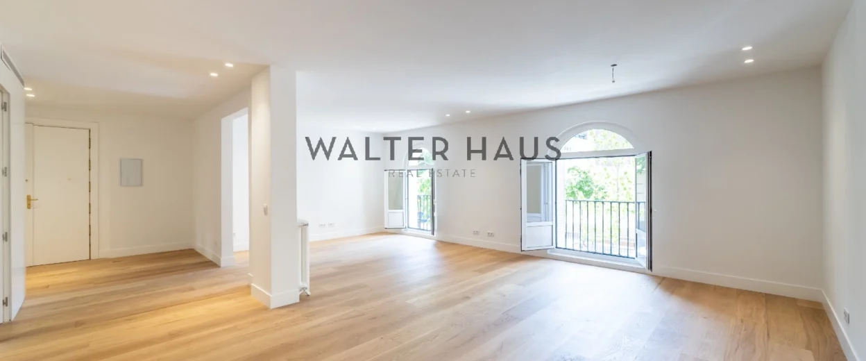 Fully renovated apartment for sale in Castellana