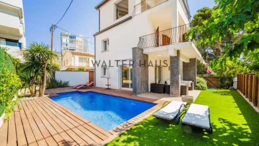 Maison sur la plage d’Es Monestrí avec licence touristique à Sant Antoni de Calonge, Costa Brava