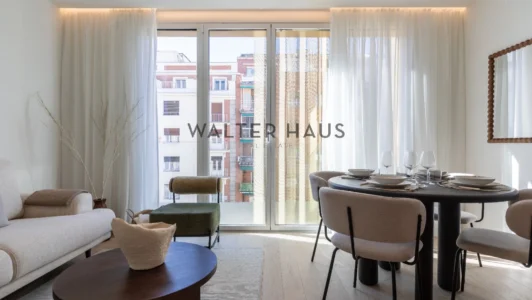 Exclusive new build apartments for sale in Almagro – Madrid.