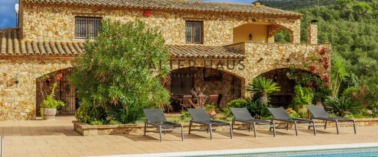 Finca rústica amb piscina, Spa i casa de convidats, Calonge