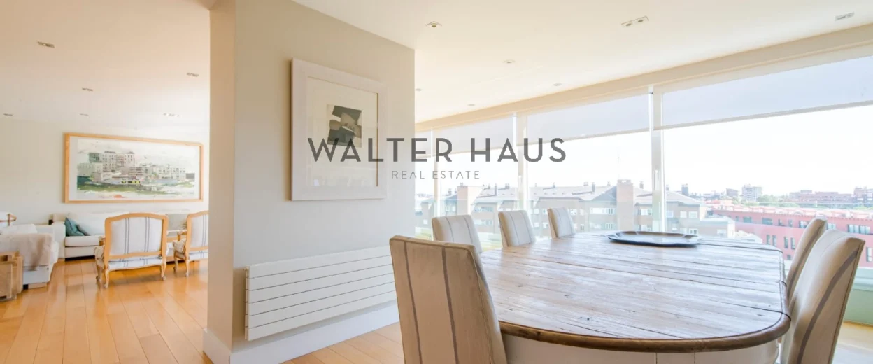 Elegance and privacy in one of the most distinguished urbanizations in New Spain, Madrid.