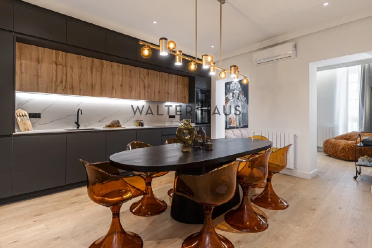 Luxury renovated apartment in Justicia, Madrid.