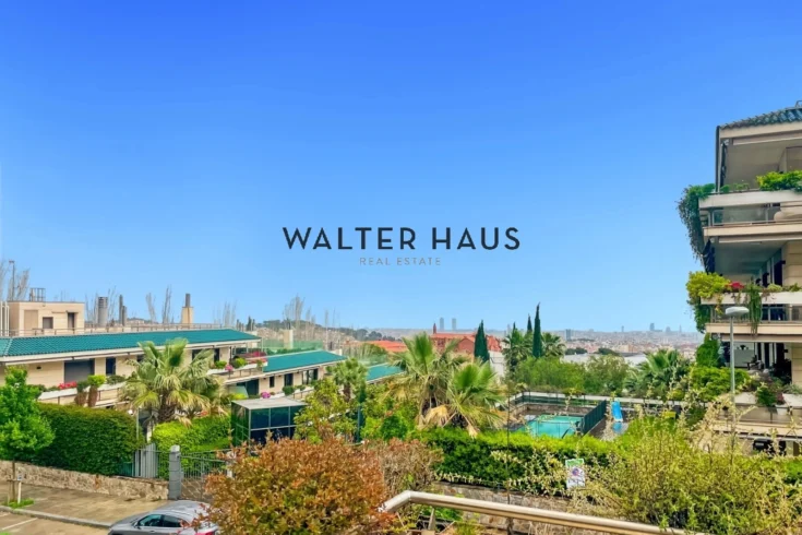 Appartement à vendre avec terrasse privée et vue sur mer à Torre Vilana, Barcelone