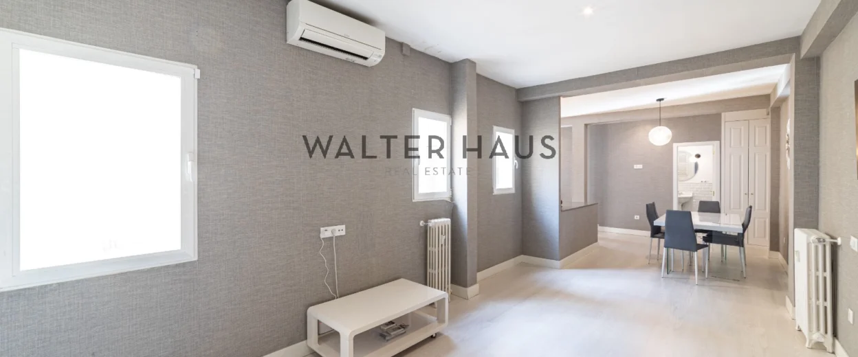 Cozy, fully renovated apartment for sale in Lista, Madrid.