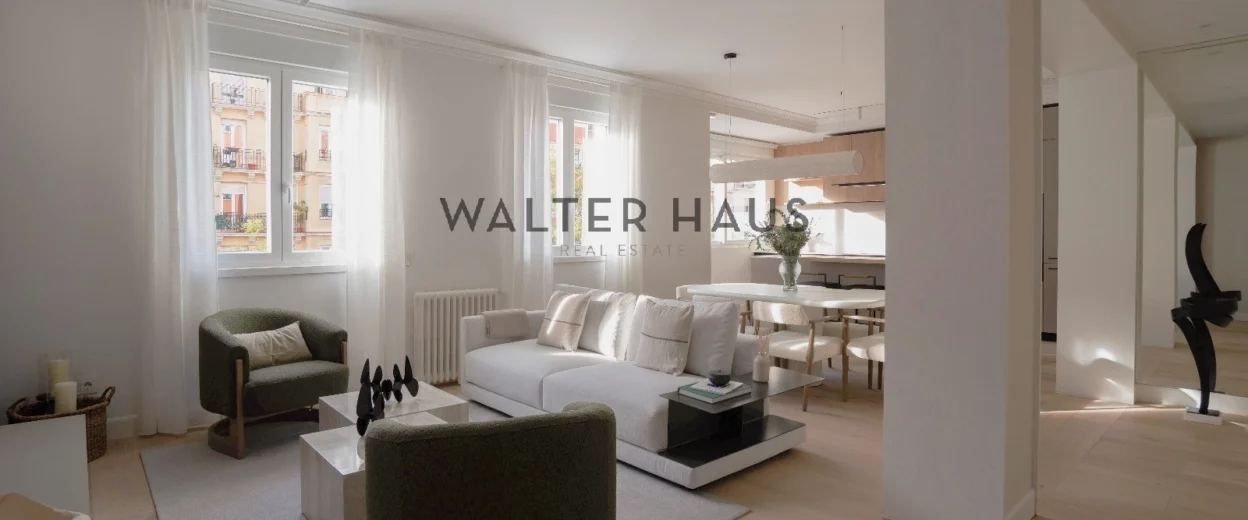 Apartment for sale, fully renovated in Ibiza, Madrid.