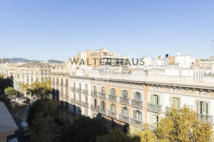 Áticos de obra nueva en finca regia a dos pasos de Paseo de Gracia