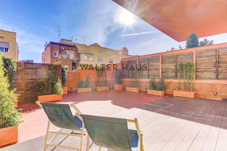 Appartement rénové avec grande terrasse privée à Putxet, Barcelone